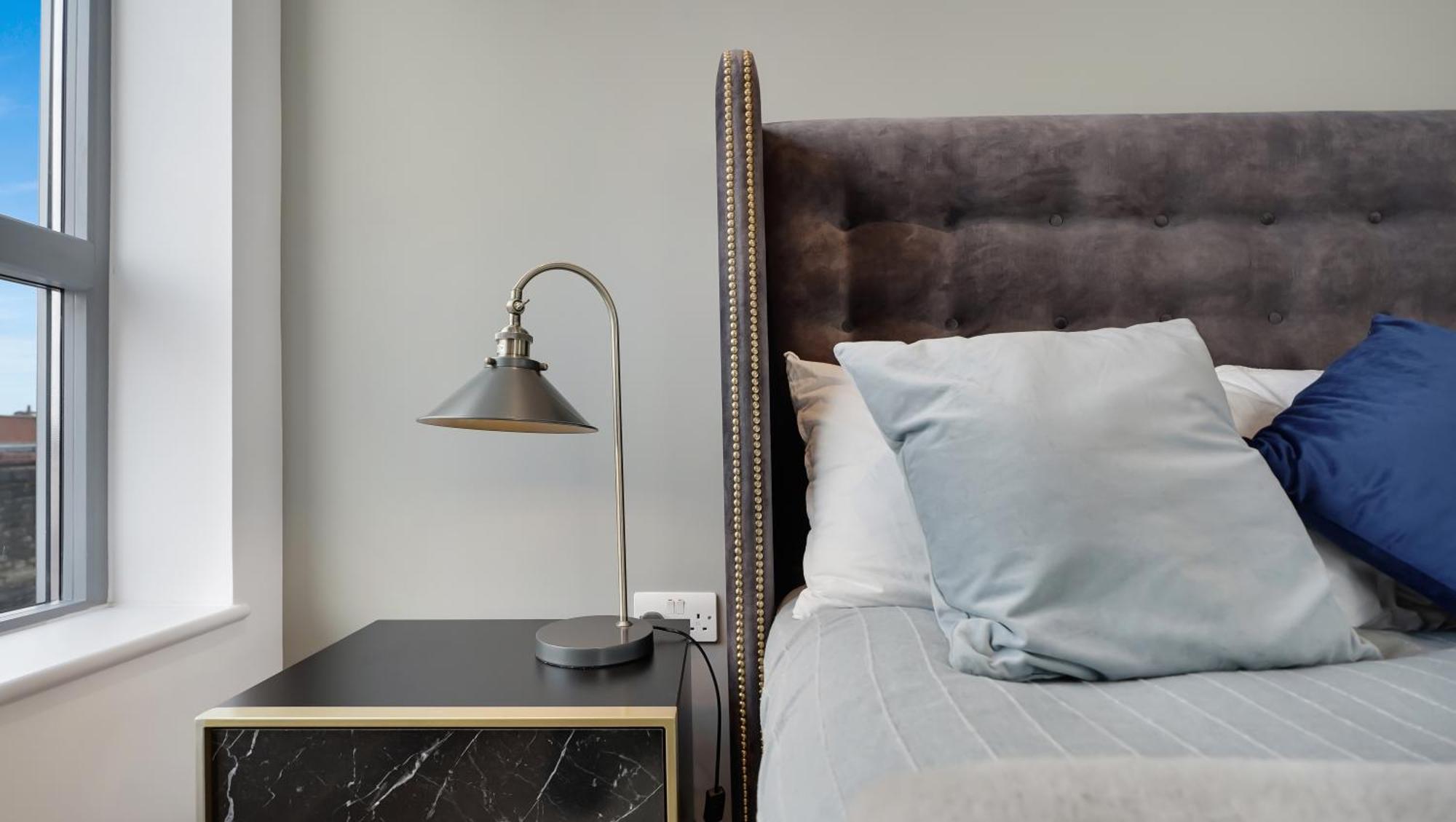 Modern And Spacious Penthouse Apartment In Putney With Free Parking Londra Dış mekan fotoğraf