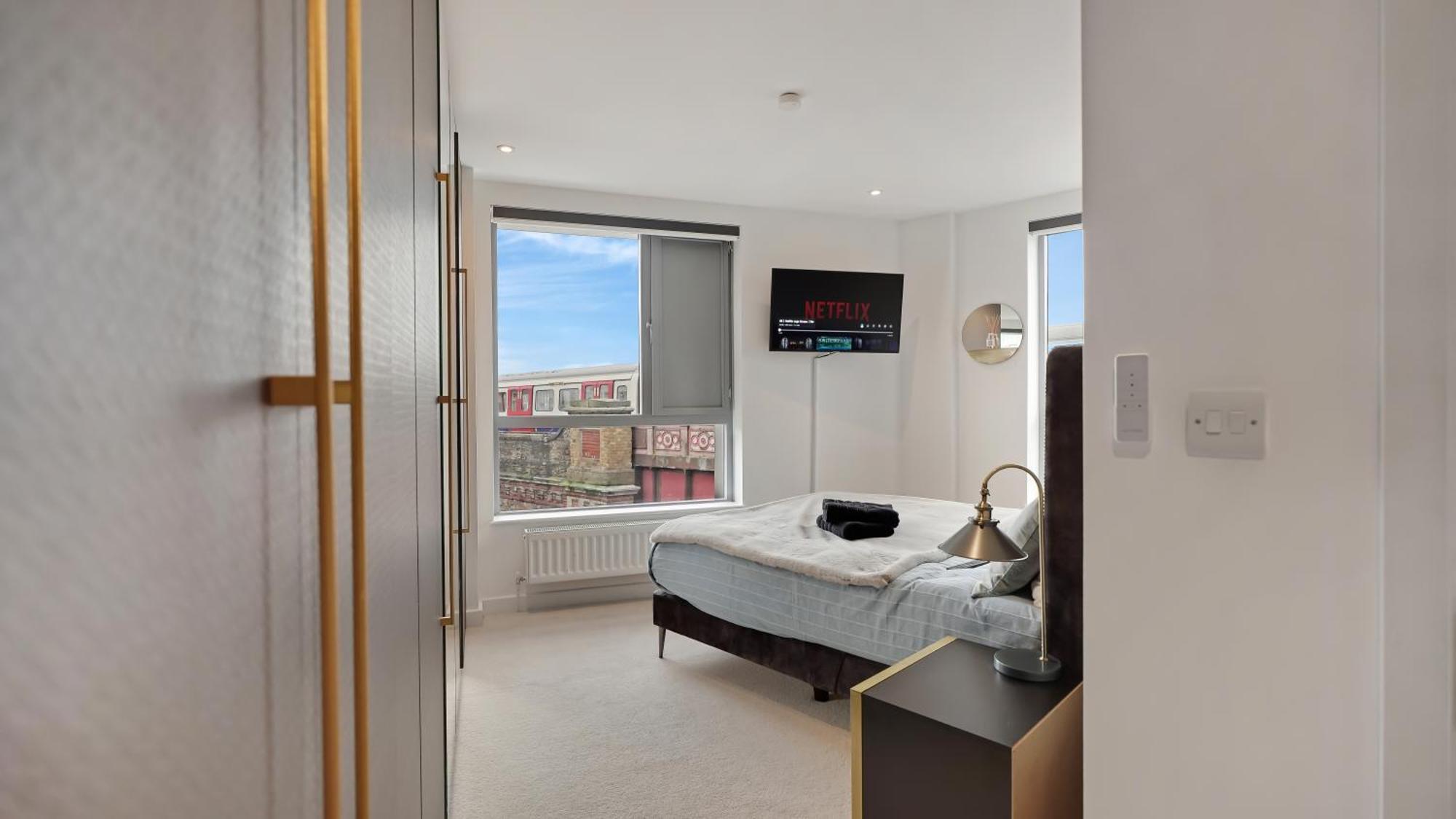 Modern And Spacious Penthouse Apartment In Putney With Free Parking Londra Dış mekan fotoğraf